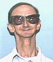 Click image for larger version

Name:	weird looking dude.jpg
Views:	541
Size:	7.1 KB
ID:	24333